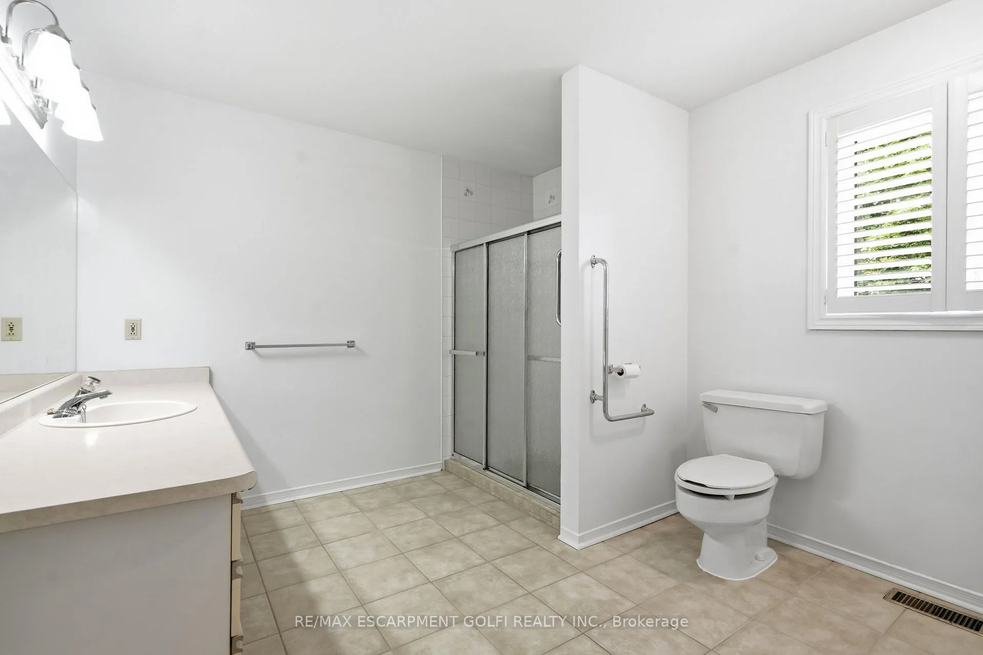 Photo 17 of Unit 68, 122 Bunting Road, St. Catharines, E. Chester — HOMEH