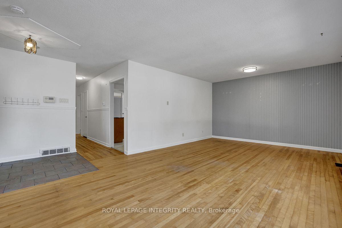 Photo 8 of 1370 Highgate Road, Ottawa, Parkway Park — HOMEH