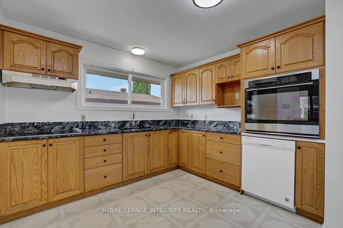 Photo 14 of 1370 Highgate Road, Ottawa, Parkway Park — HOMEH