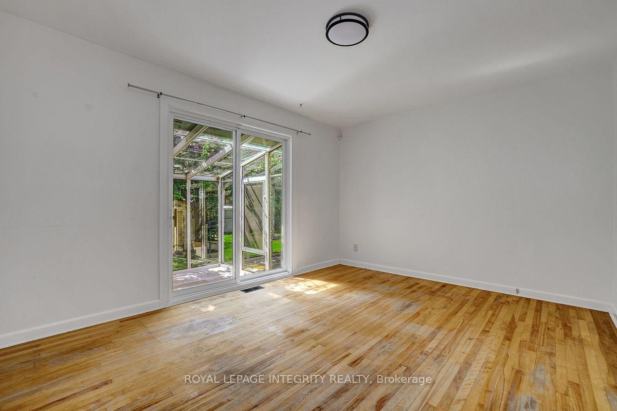 Photo 18 of 1370 Highgate Road, Ottawa, Parkway Park — HOMEH