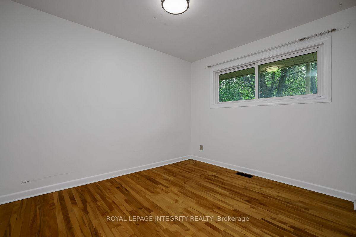 Photo 23 of 1370 Highgate Road, Ottawa, Parkway Park — HOMEH