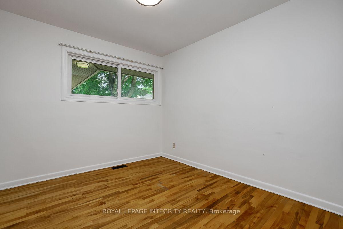 Photo 25 of 1370 Highgate Road, Ottawa, Parkway Park — HOMEH