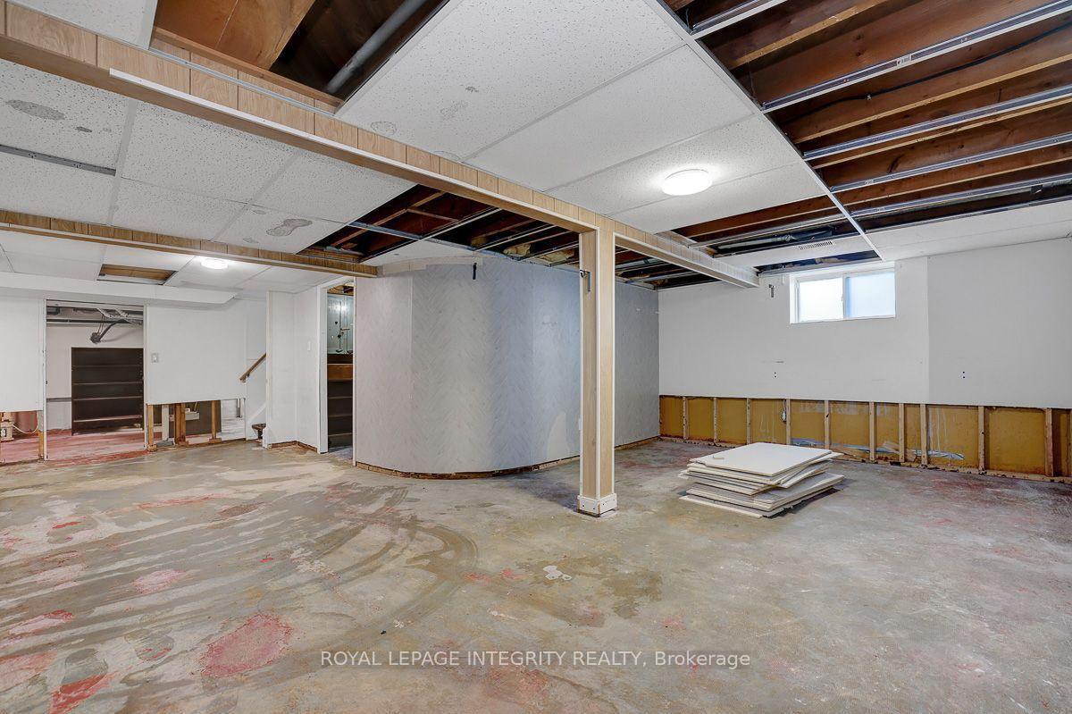 Photo 31 of 1370 Highgate Road, Ottawa, Parkway Park — HOMEH