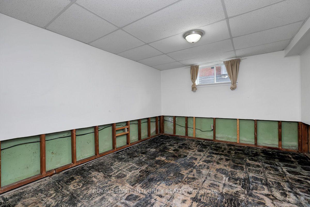 Photo 33 of 1370 Highgate Road, Ottawa, Parkway Park — HOMEH