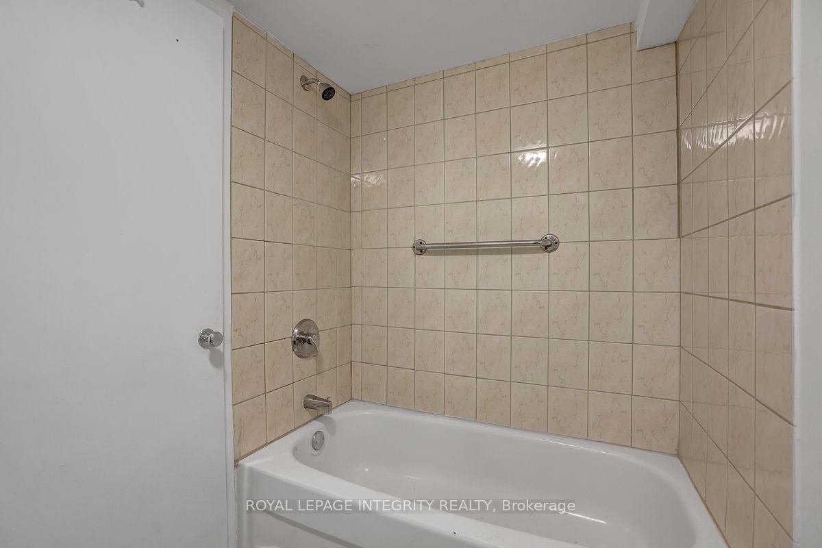 Photo 36 of 1370 Highgate Road, Ottawa, Parkway Park — HOMEH