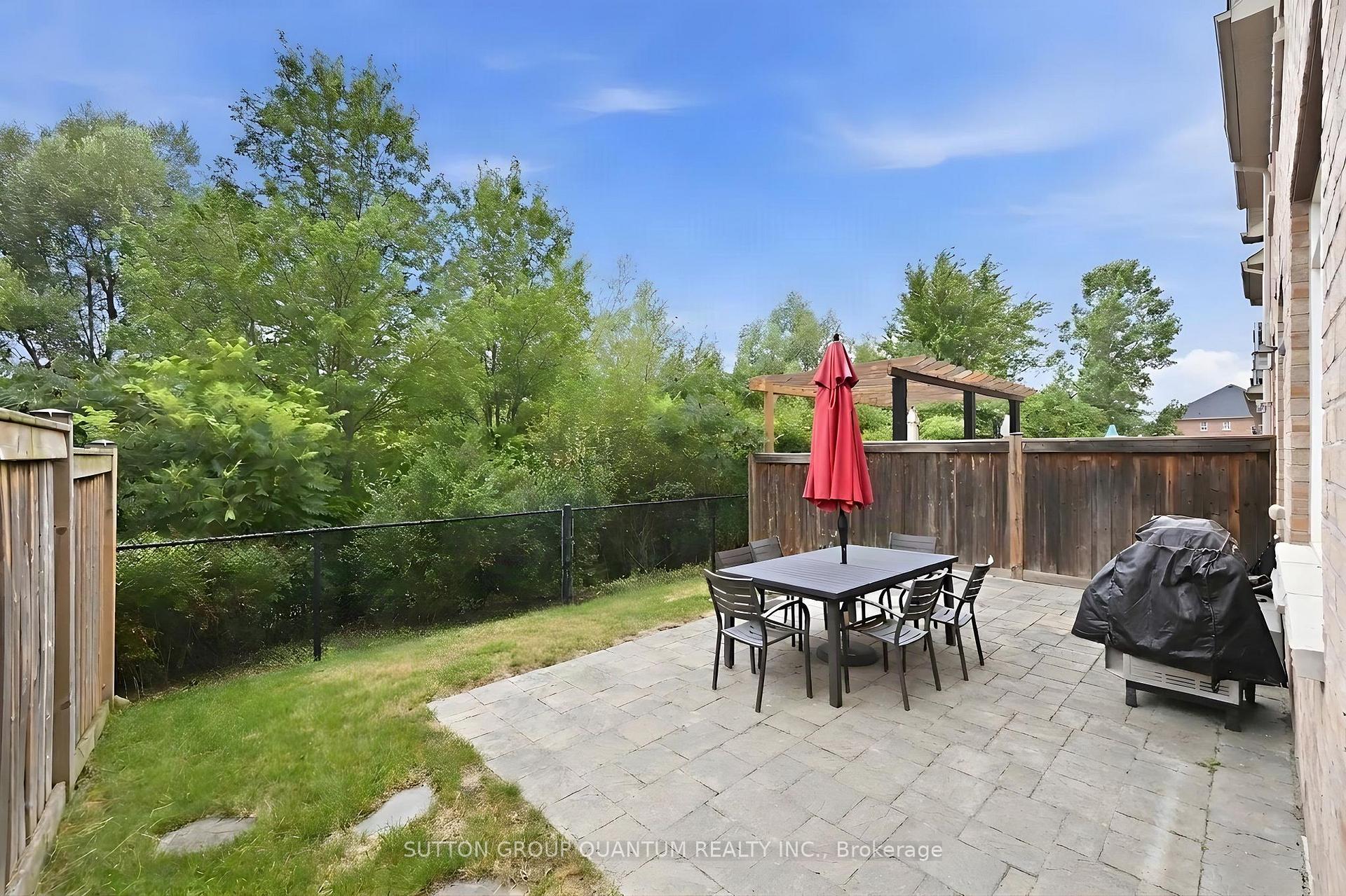 Photo 2 of 25 Mccardy Court, Caledon, Caledon East — HOMEH