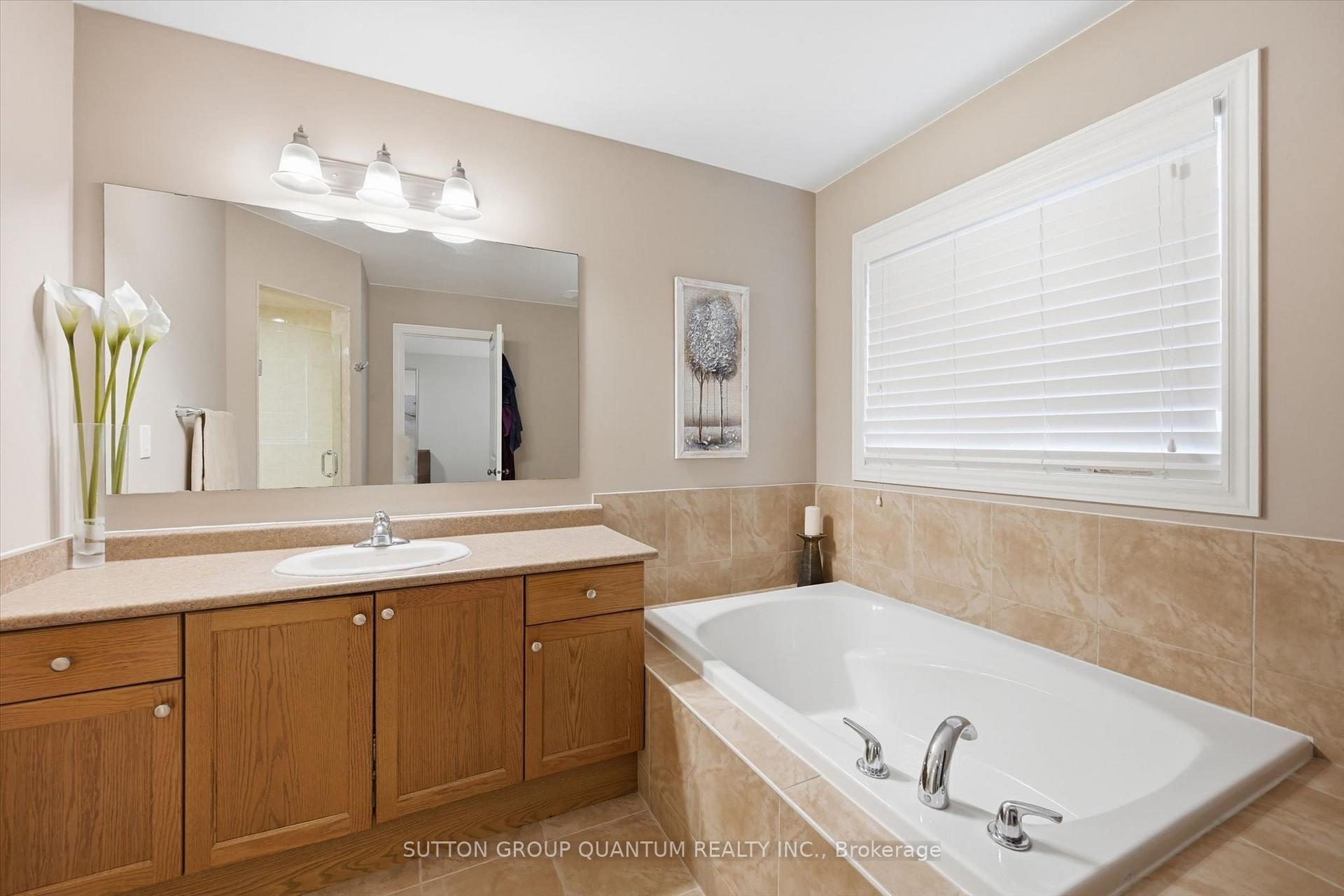 Photo 22 of 25 Mccardy Court, Caledon, Caledon East — HOMEH