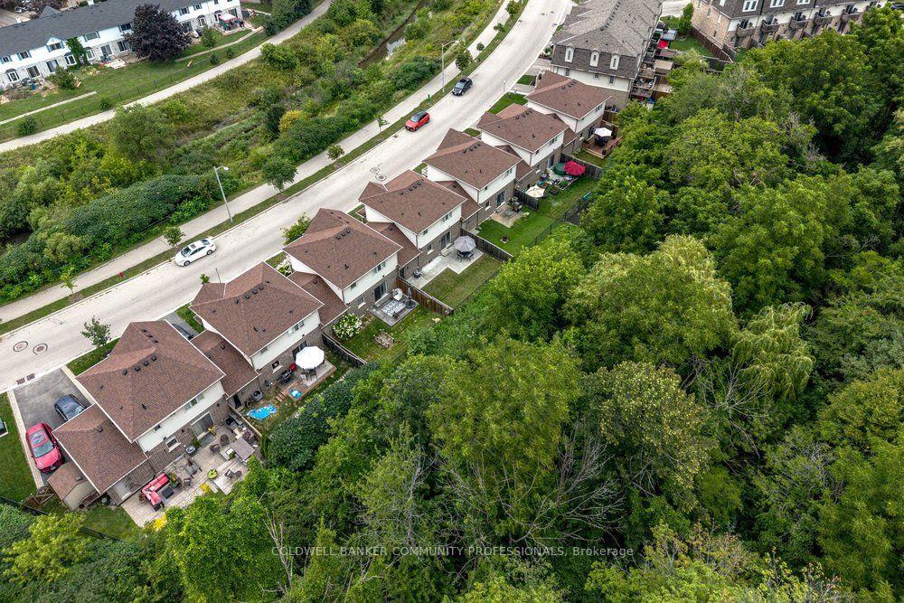 Photo 52 of 44 Westbank Trail, Hamilton, Stoney Creek Mountain — HOMEH