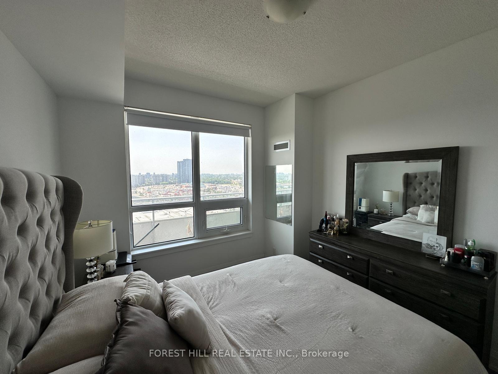 Photo 18 of Unit 1706, 7980 Bathurst Street, Vaughan, Beverley Glen — HOMEH