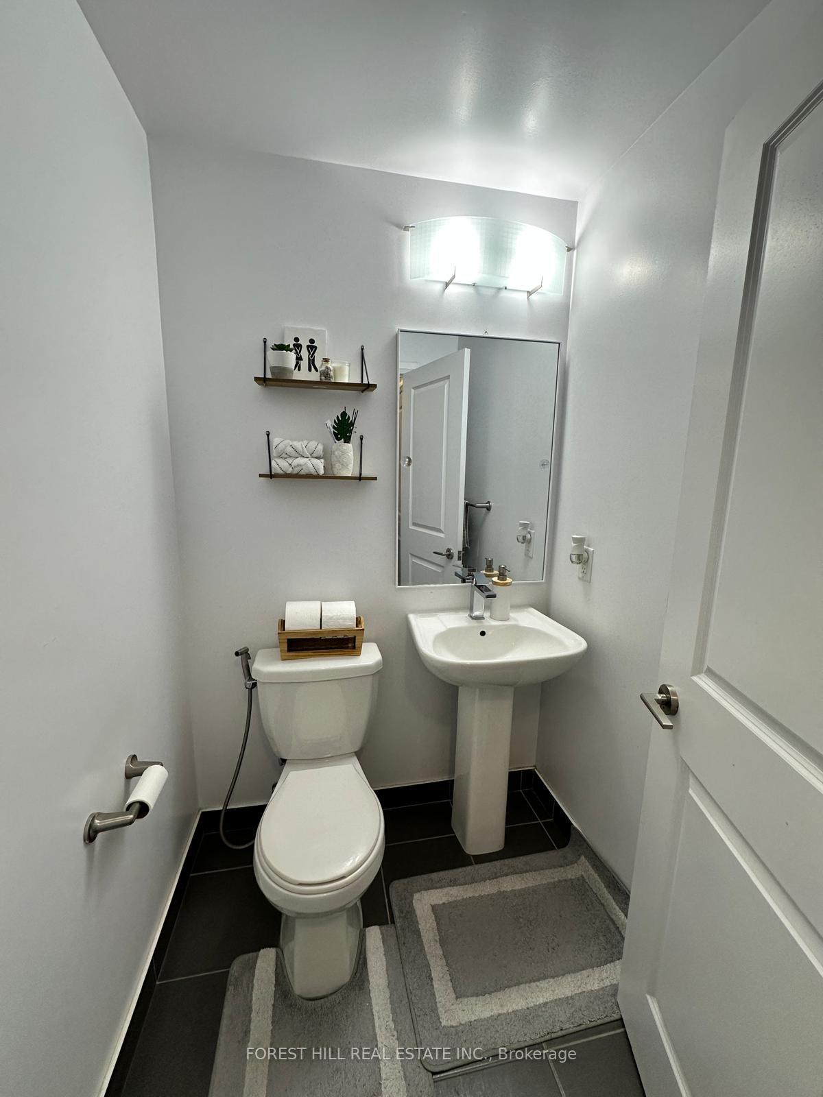 Photo 23 of Unit 1706, 7980 Bathurst Street, Vaughan, Beverley Glen — HOMEH