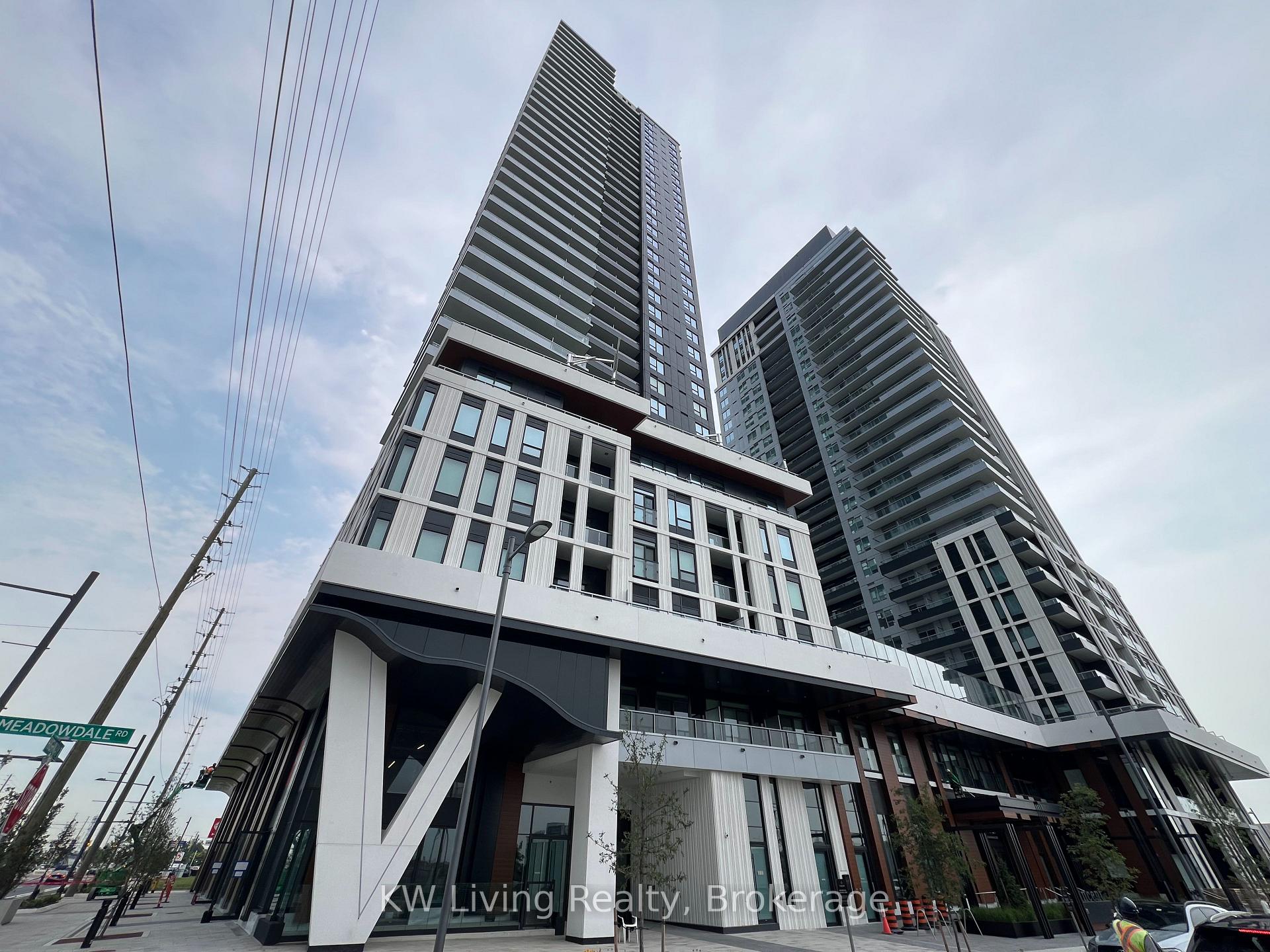 Photo 2 of Unit 903, 5 Meadowdale Road, Vaughan, Vaughan Corporate Centre — HOMEH