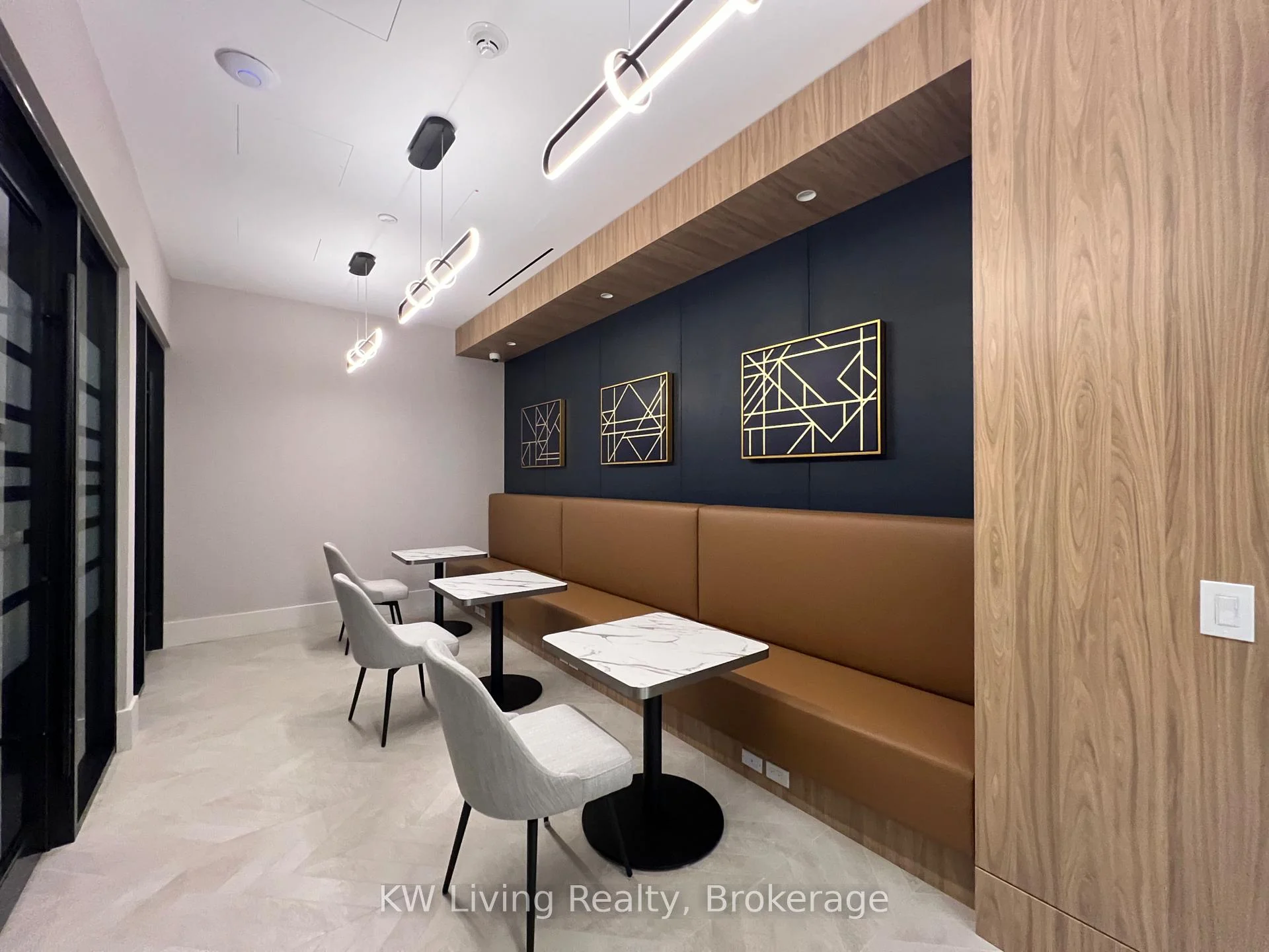 Photo 18 of Unit 903, 5 Meadowdale Road, Vaughan, Vaughan Corporate Centre — HOMEH