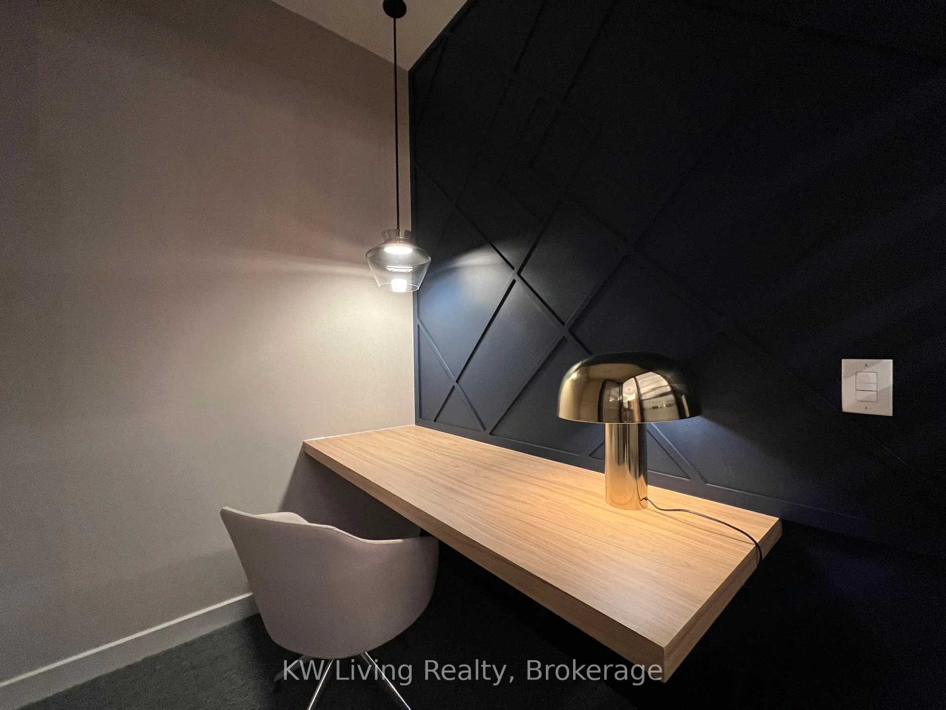 Photo 19 of Unit 903, 5 Meadowdale Road, Vaughan, Vaughan Corporate Centre — HOMEH