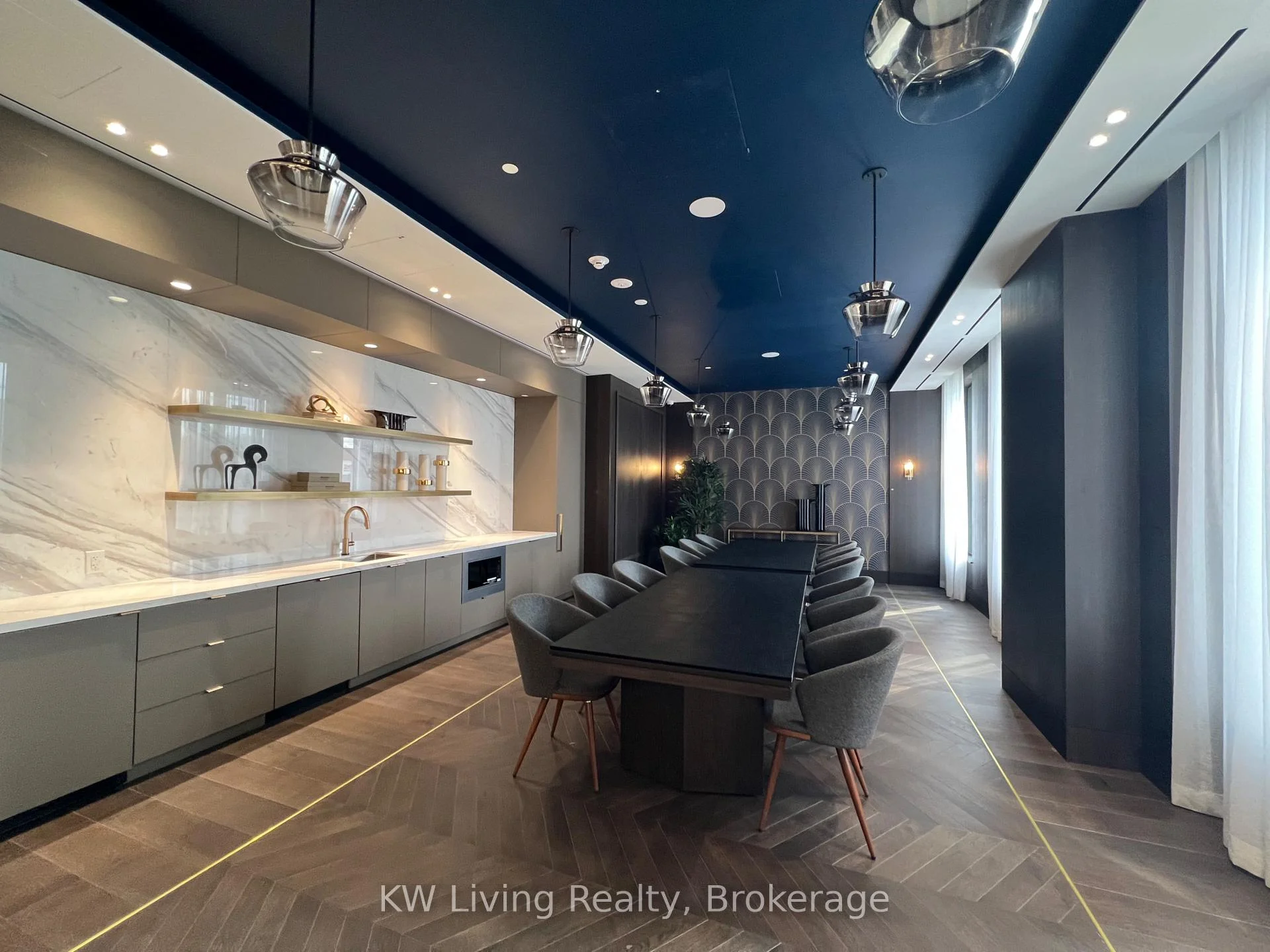 Photo 21 of Unit 903, 5 Meadowdale Road, Vaughan, Vaughan Corporate Centre — HOMEH
