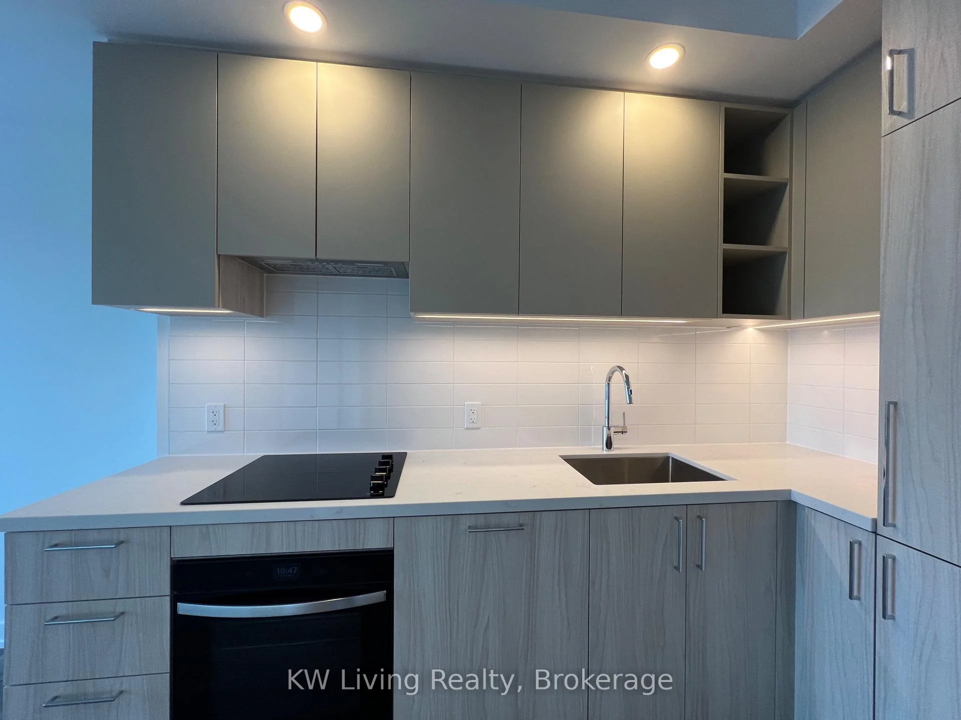 Photo 26 of Unit 903, 5 Meadowdale Road, Vaughan, Vaughan Corporate Centre — HOMEH