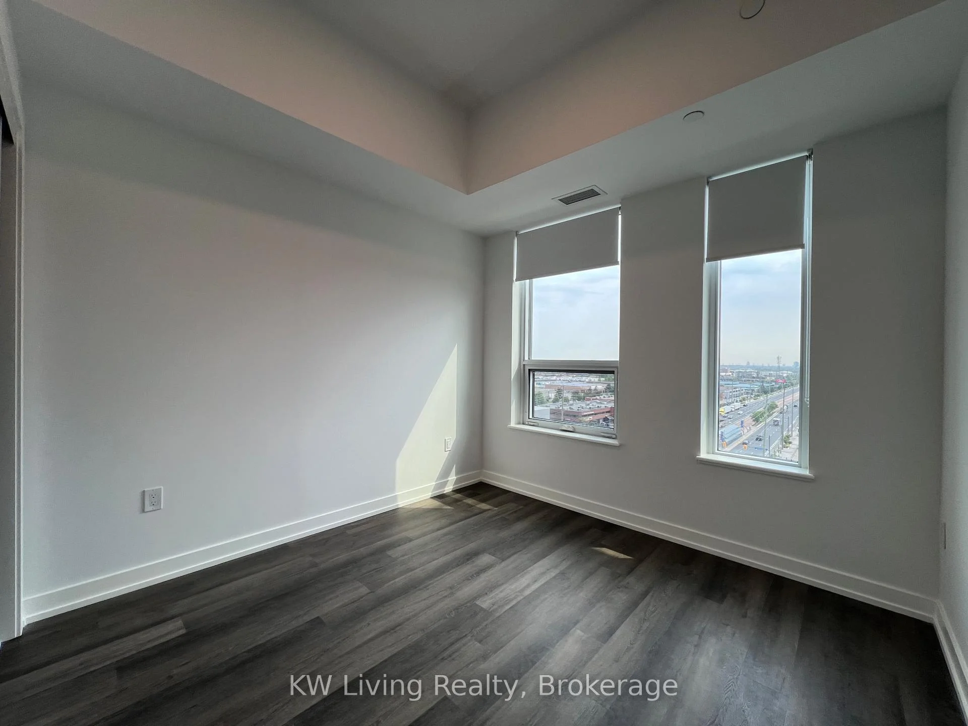 Photo 30 of Unit 903, 5 Meadowdale Road, Vaughan, Vaughan Corporate Centre — HOMEH