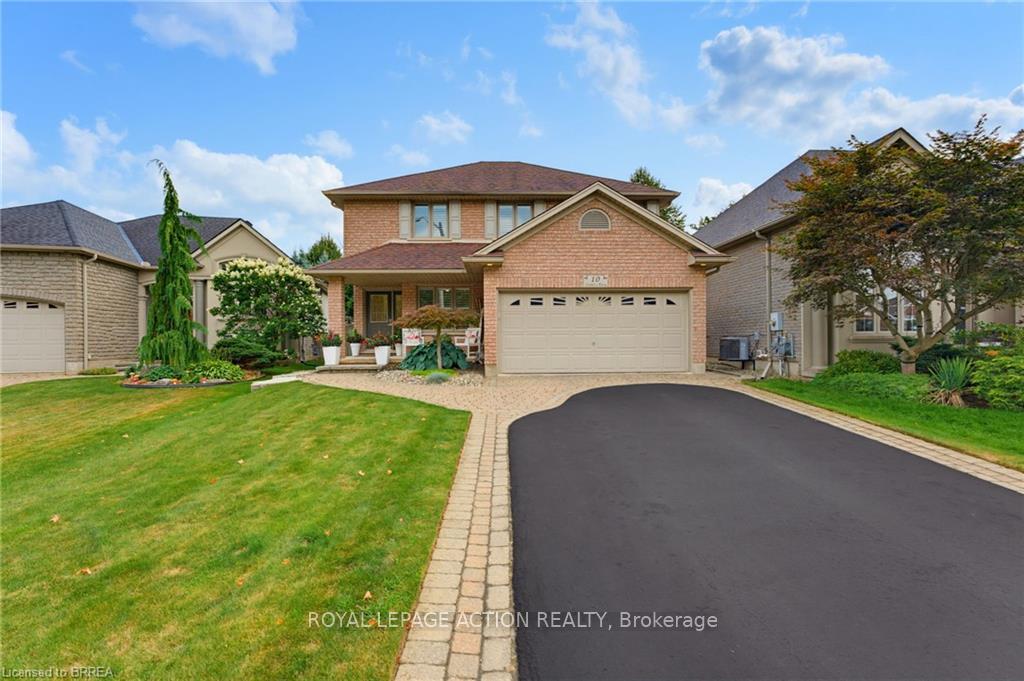 Photo 1 of 10 Lismer's Place, Brantford, Mayfair — HOMEH