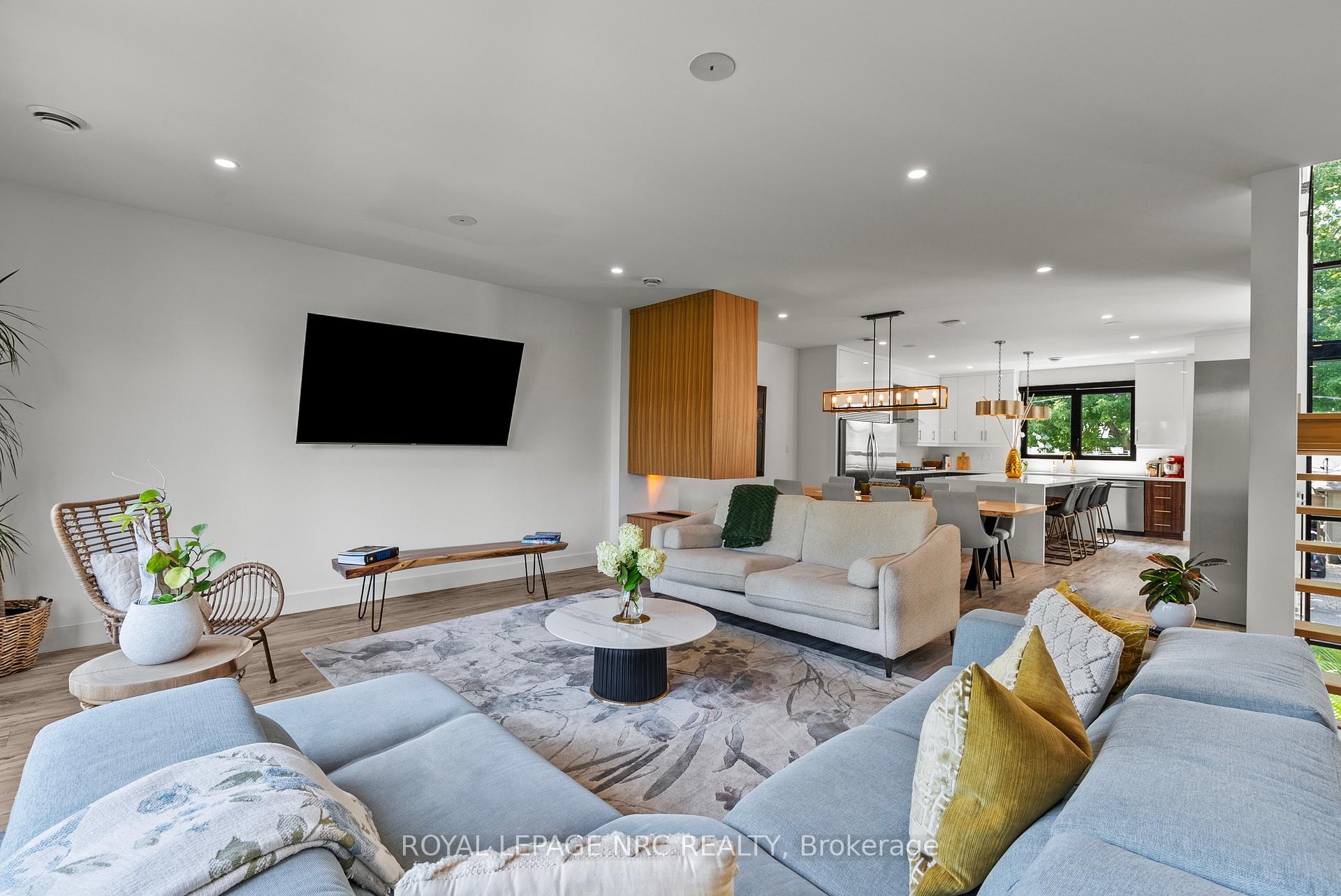 Photo 9 of 10 Pawling Street, St. Catharines, Port Dalhousie — HOMEH