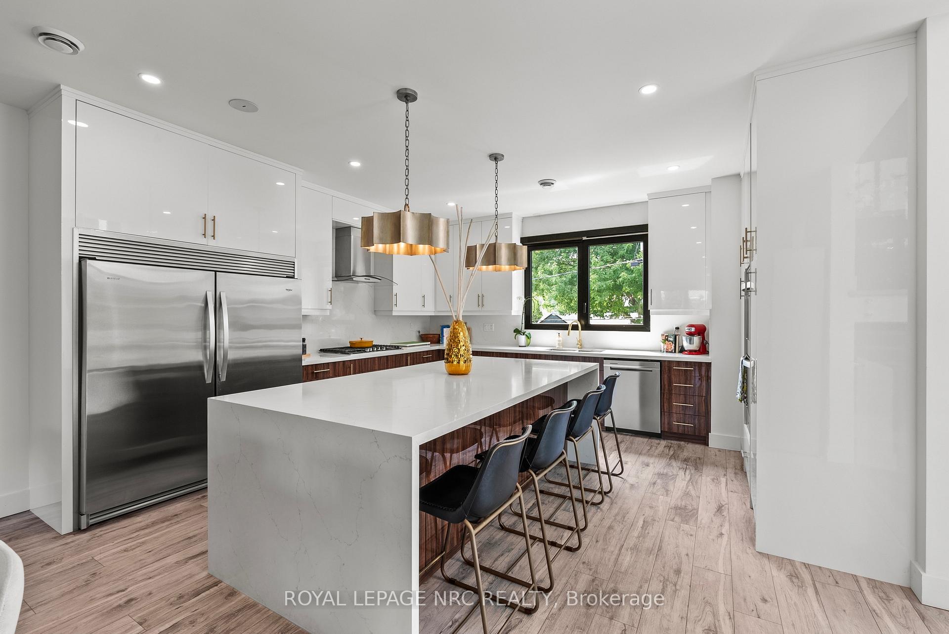 Photo 12 of 10 Pawling Street, St. Catharines, Port Dalhousie — HOMEH