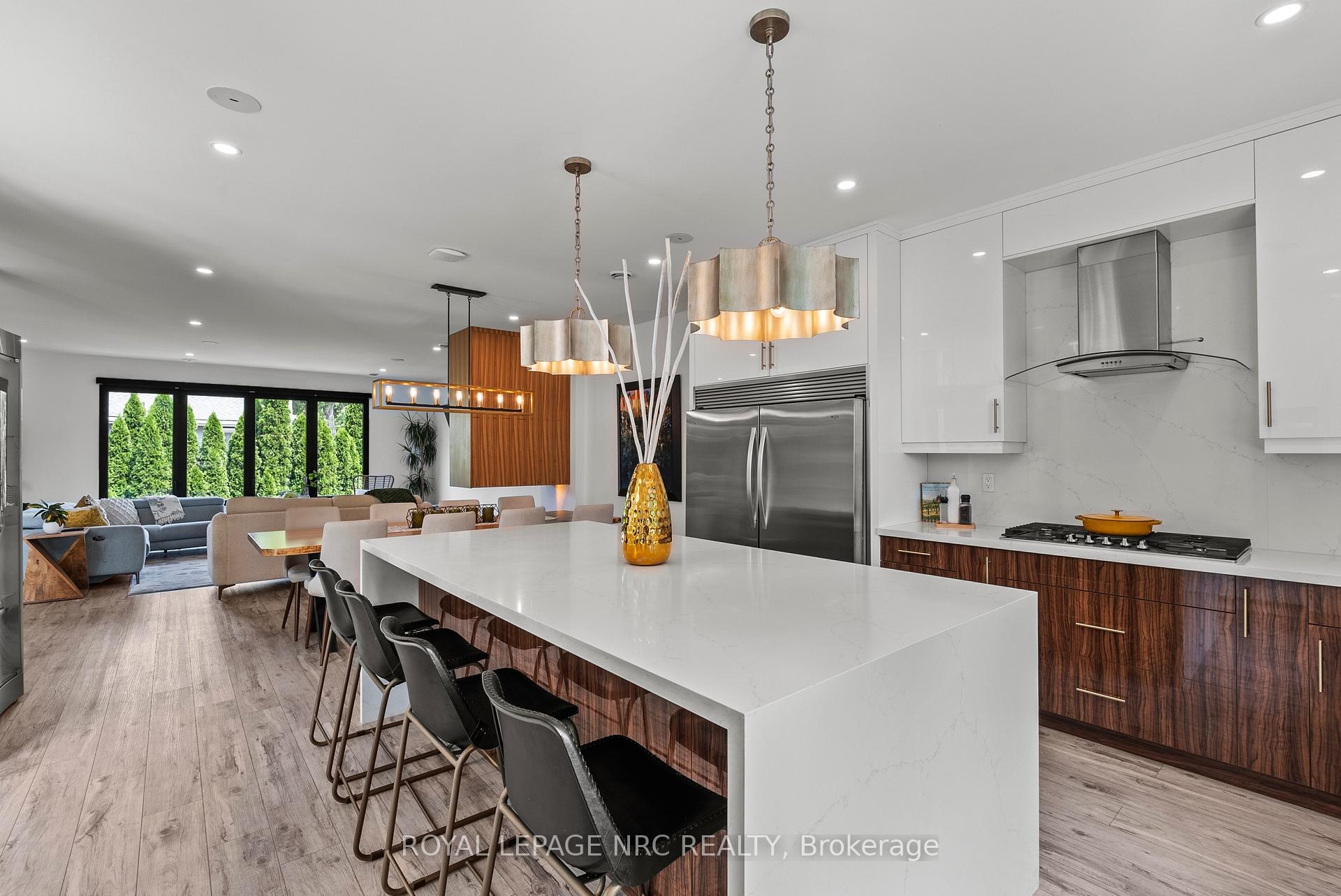 Photo 13 of 10 Pawling Street, St. Catharines, Port Dalhousie — HOMEH