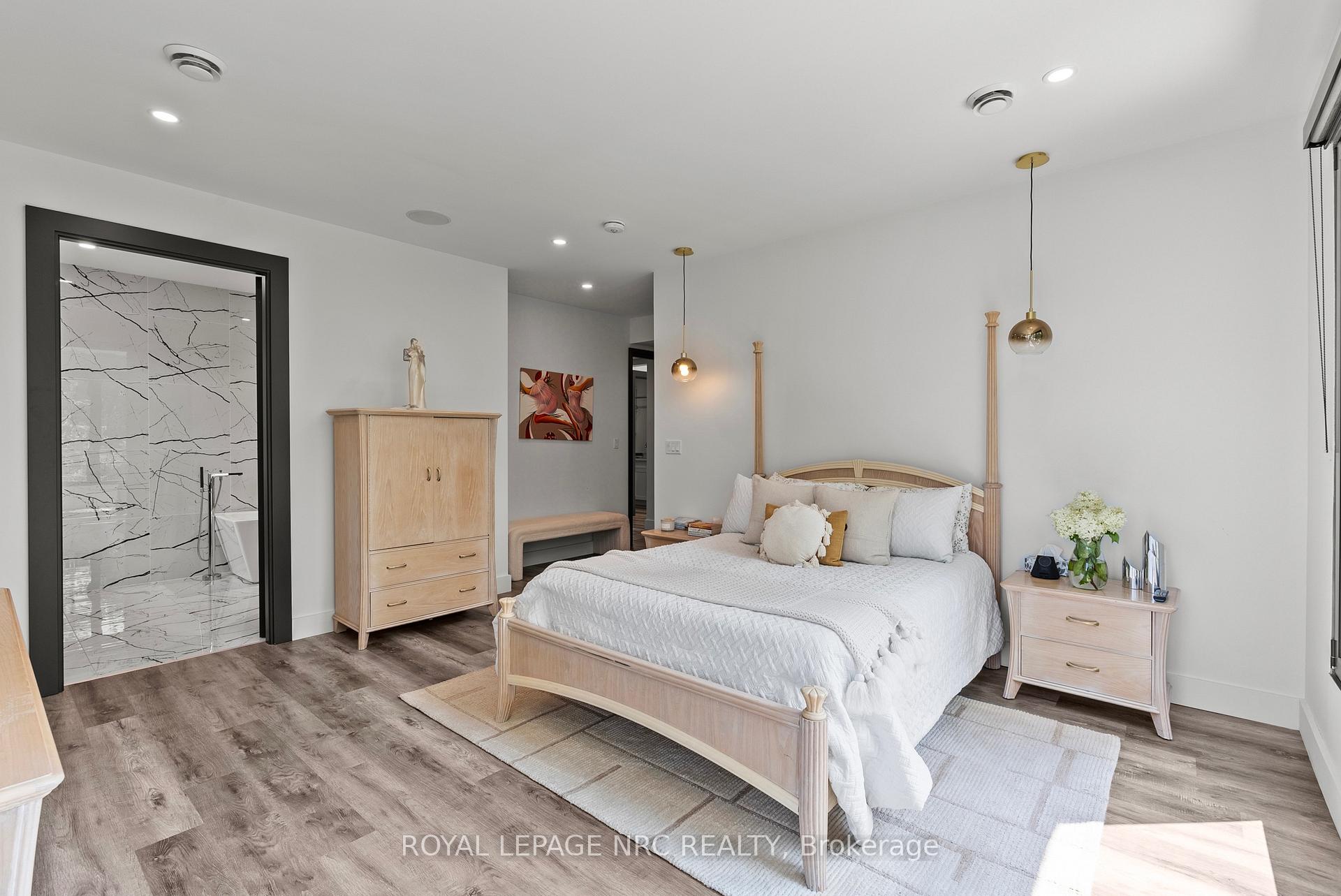 Photo 22 of 10 Pawling Street, St. Catharines, Port Dalhousie — HOMEH