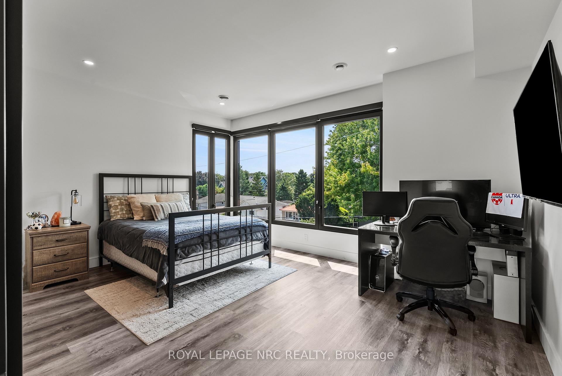 Photo 29 of 10 Pawling Street, St. Catharines, Port Dalhousie — HOMEH