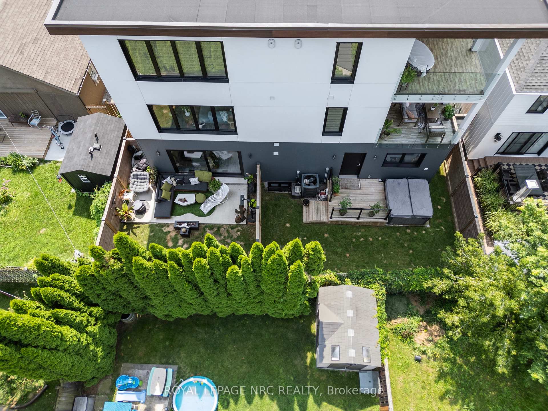 Photo 48 of 10 Pawling Street, St. Catharines, Port Dalhousie — HOMEH