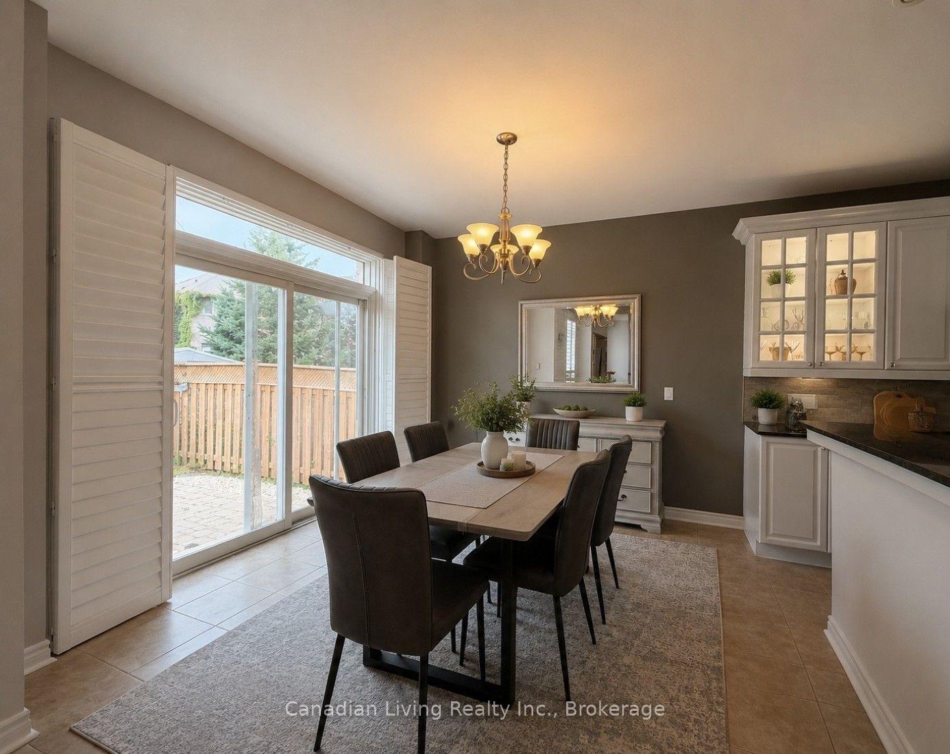 Photo 8 of 136 Regatta Avenue, Richmond Hill, Oak Ridges — HOMEH