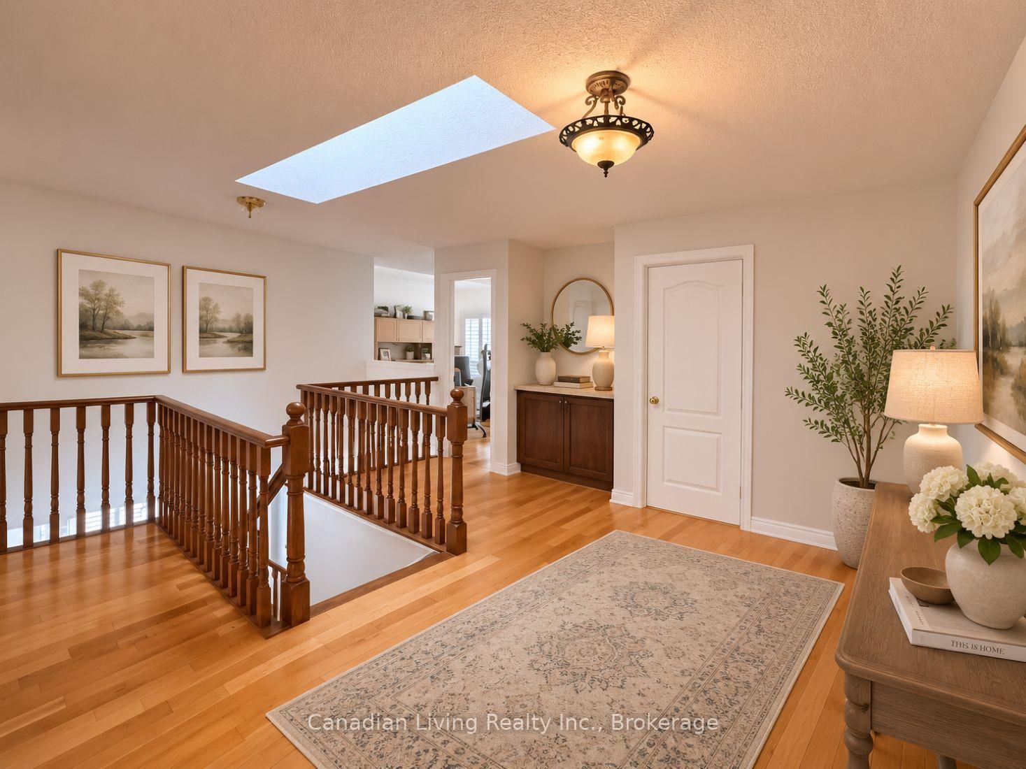 Photo 9 of 136 Regatta Avenue, Richmond Hill, Oak Ridges — HOMEH