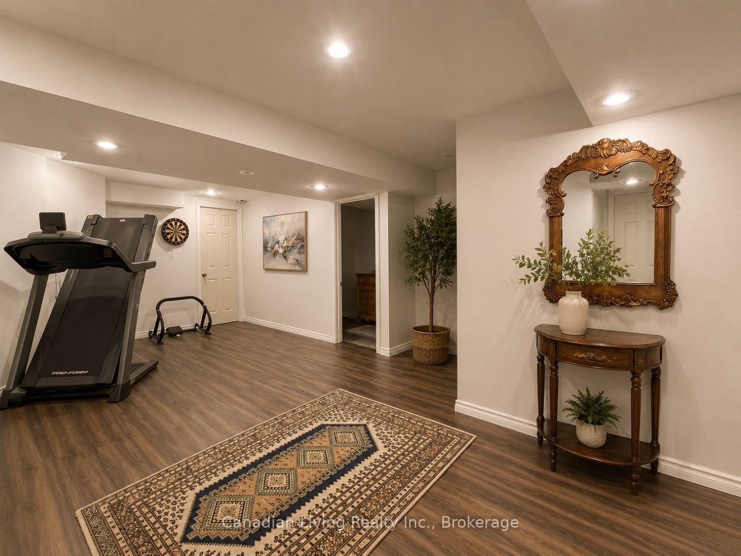 Photo 19 of 136 Regatta Avenue, Richmond Hill, Oak Ridges — HOMEH