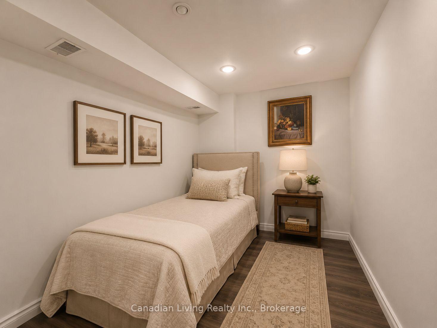 Photo 22 of 136 Regatta Avenue, Richmond Hill, Oak Ridges — HOMEH