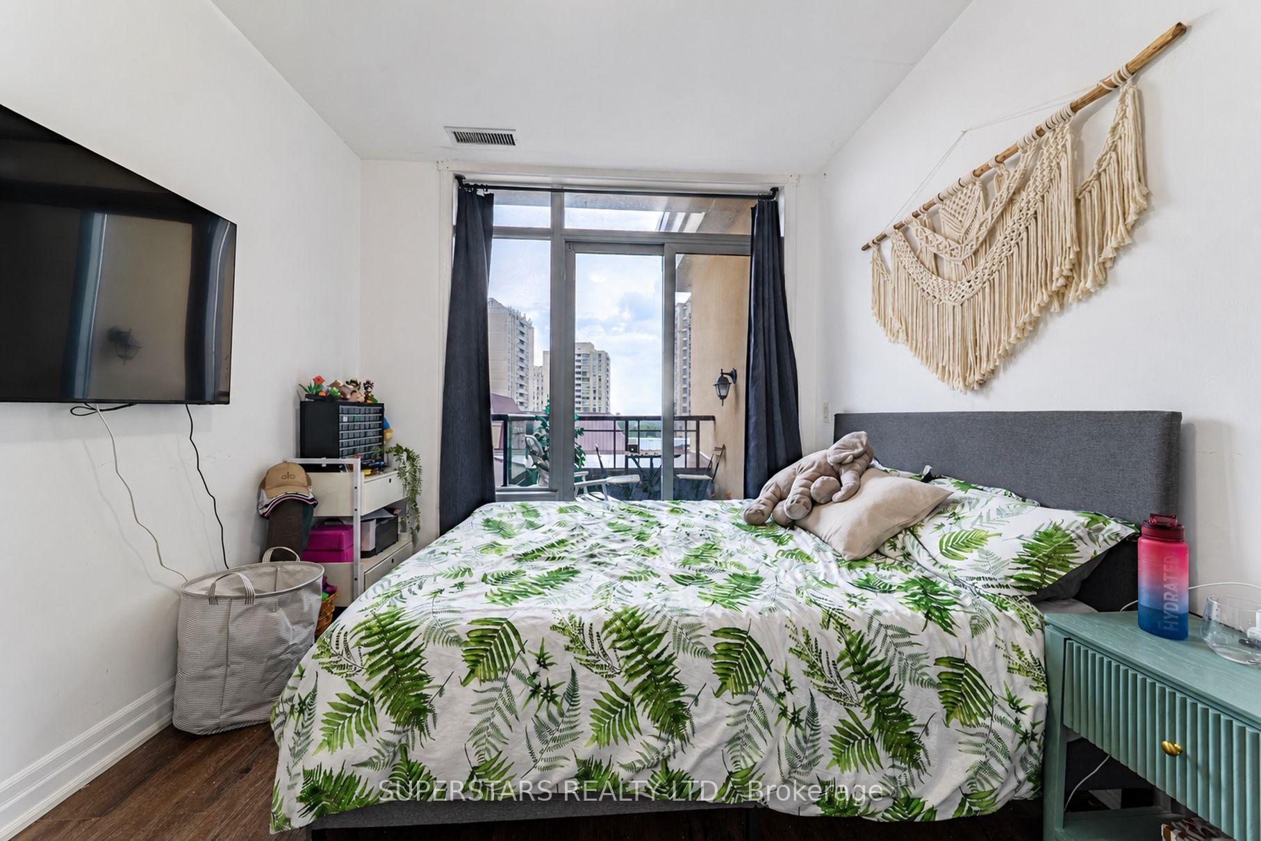 Photo 9 of Unit 901(PH1), 23 Rean Drive, North York, Bayview Village — HOMEH