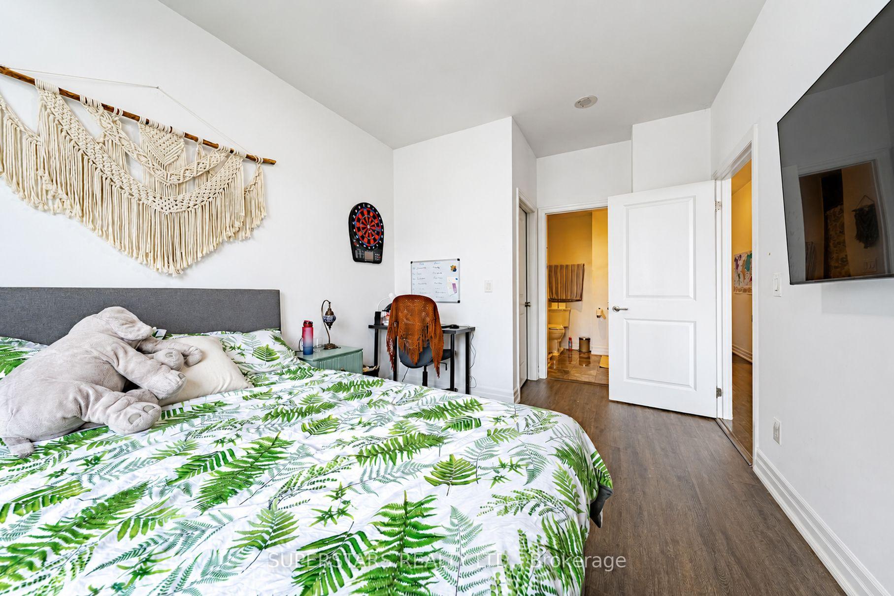 Photo 10 of Unit 901(PH1), 23 Rean Drive, North York, Bayview Village — HOMEH