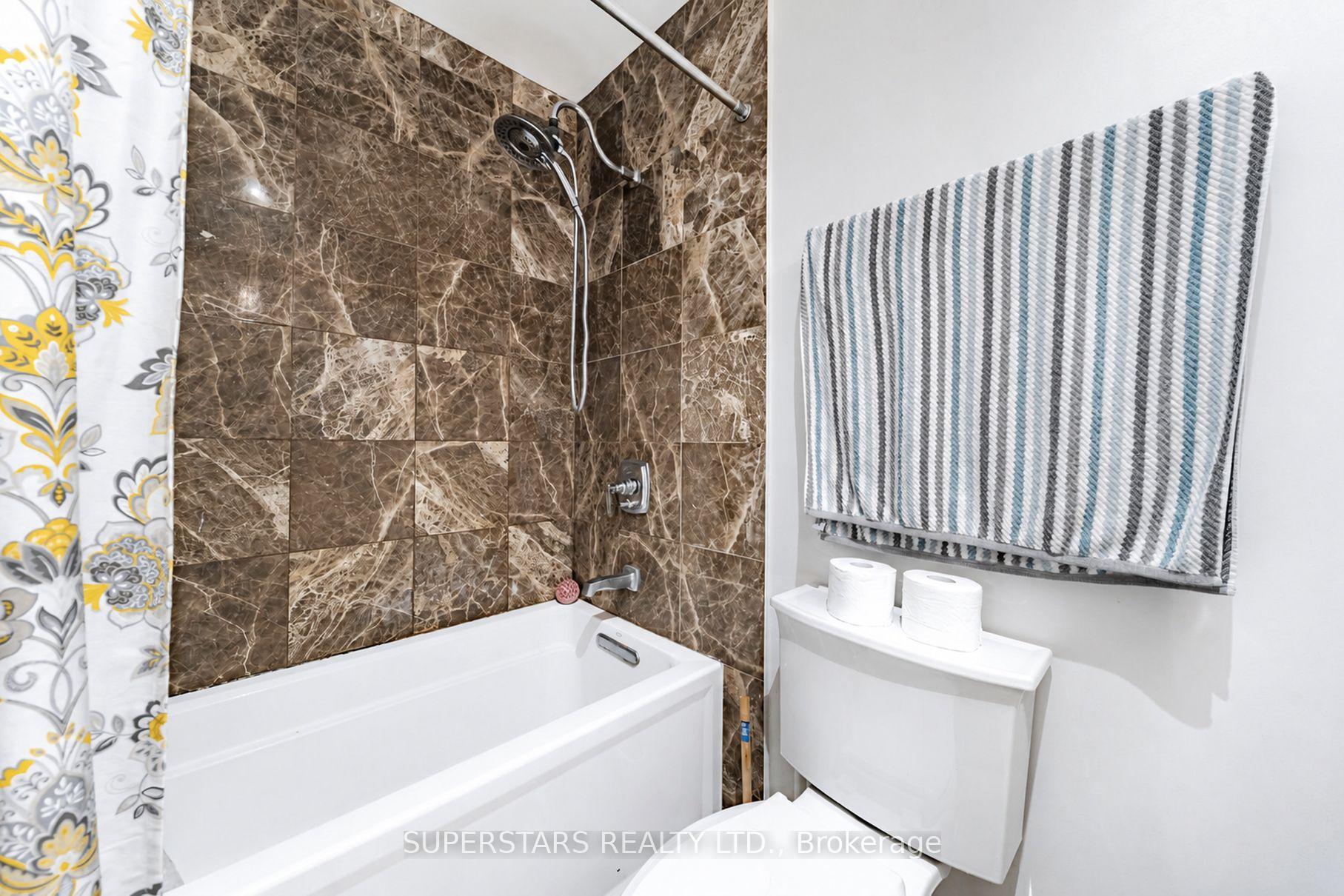 Photo 12 of Unit 901(PH1), 23 Rean Drive, North York, Bayview Village — HOMEH