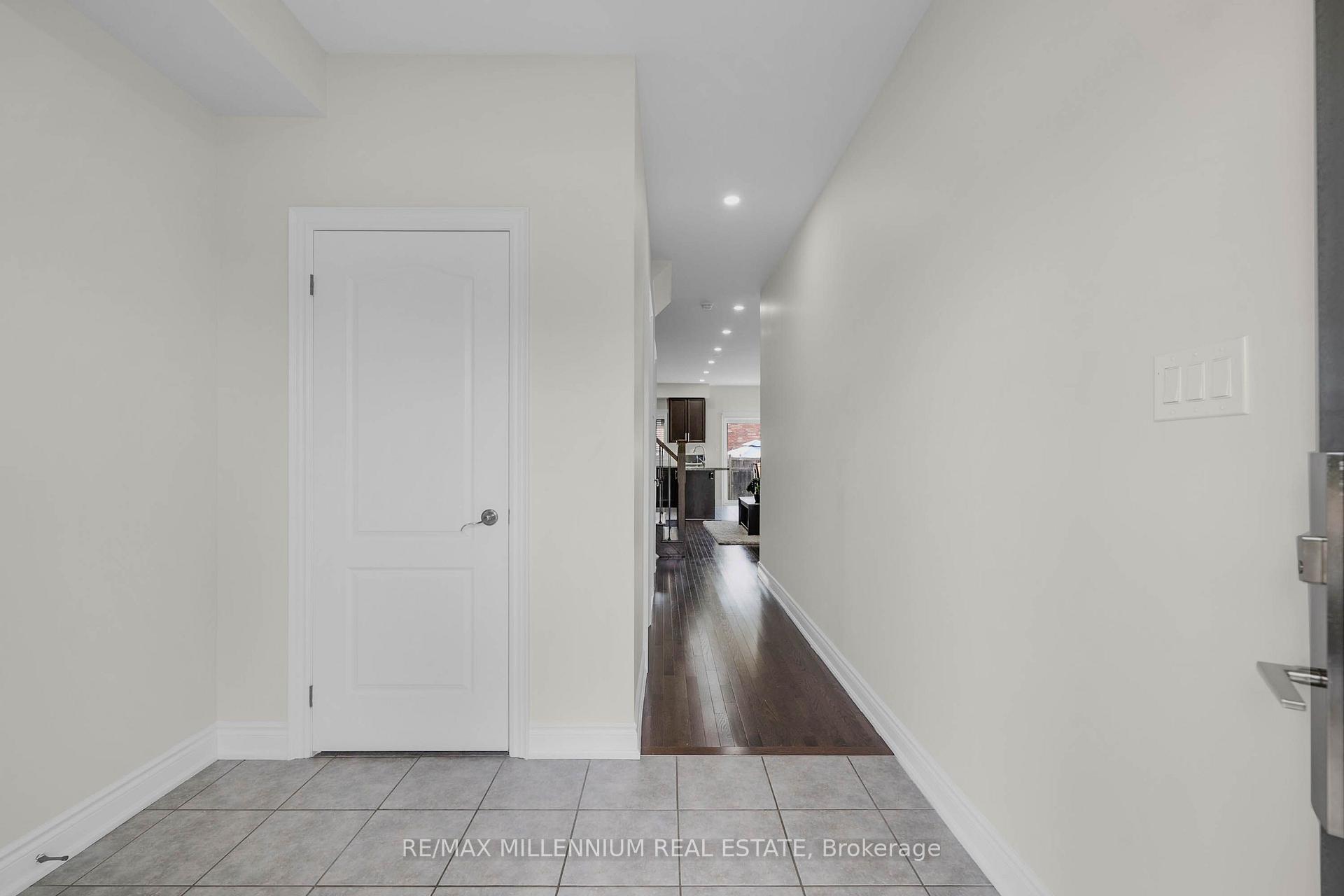 Photo 13 of 18 Brussels Avenue, Brampton, Sandringham-Wellington — HOMEH