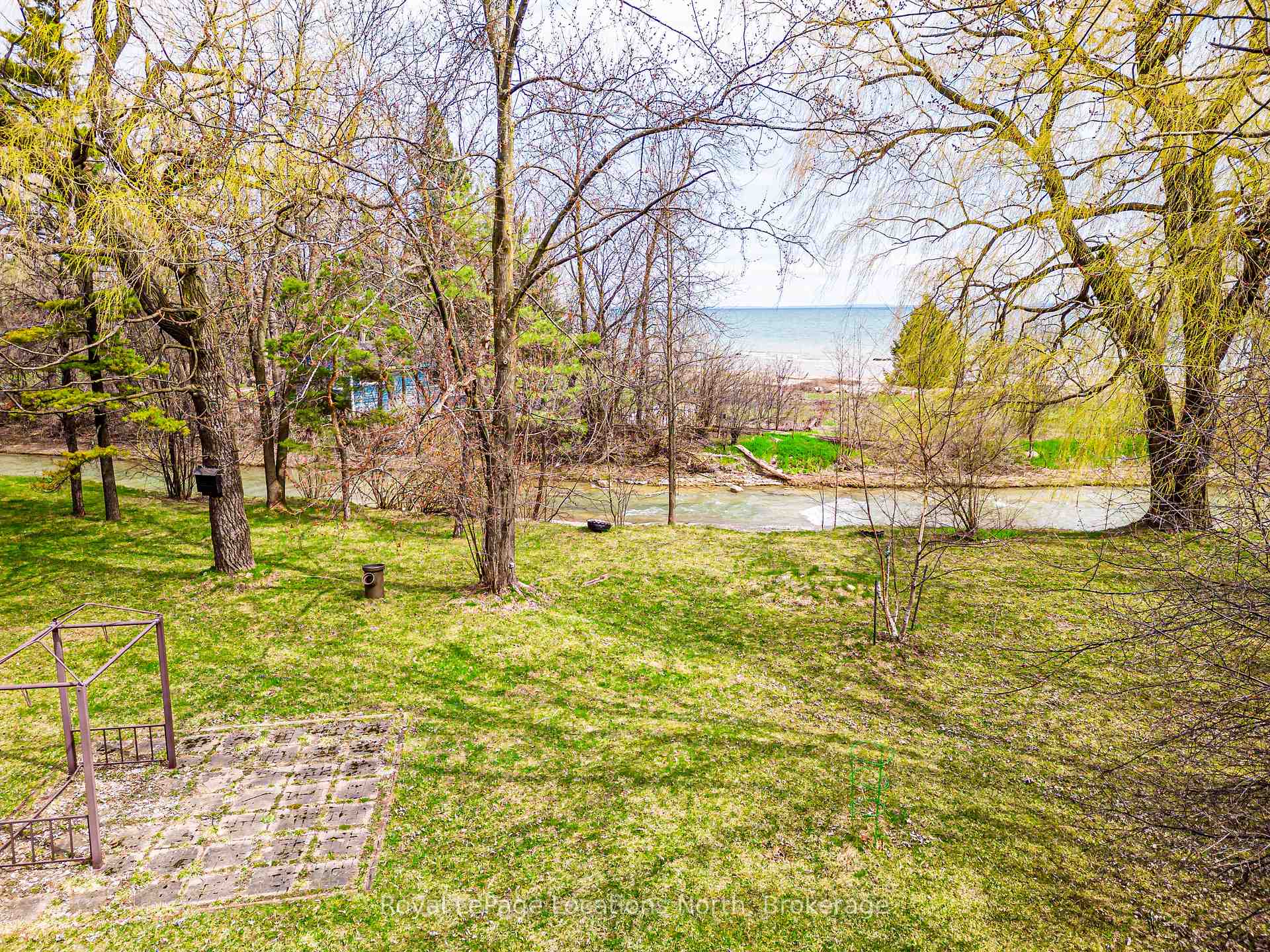 Photo 3 of 21 Eva Crescent, Collingwood — HOMEH
