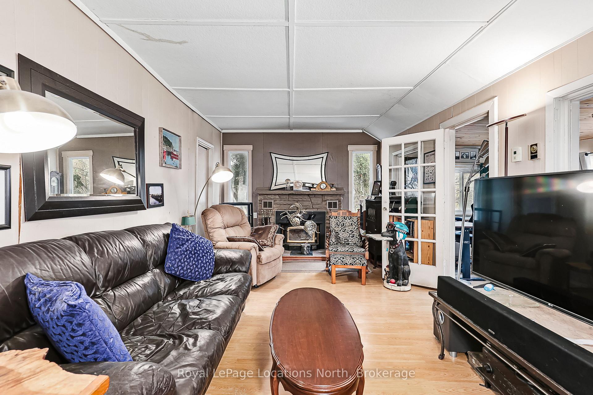 Photo 25 of 21 Eva Crescent, Collingwood — HOMEH