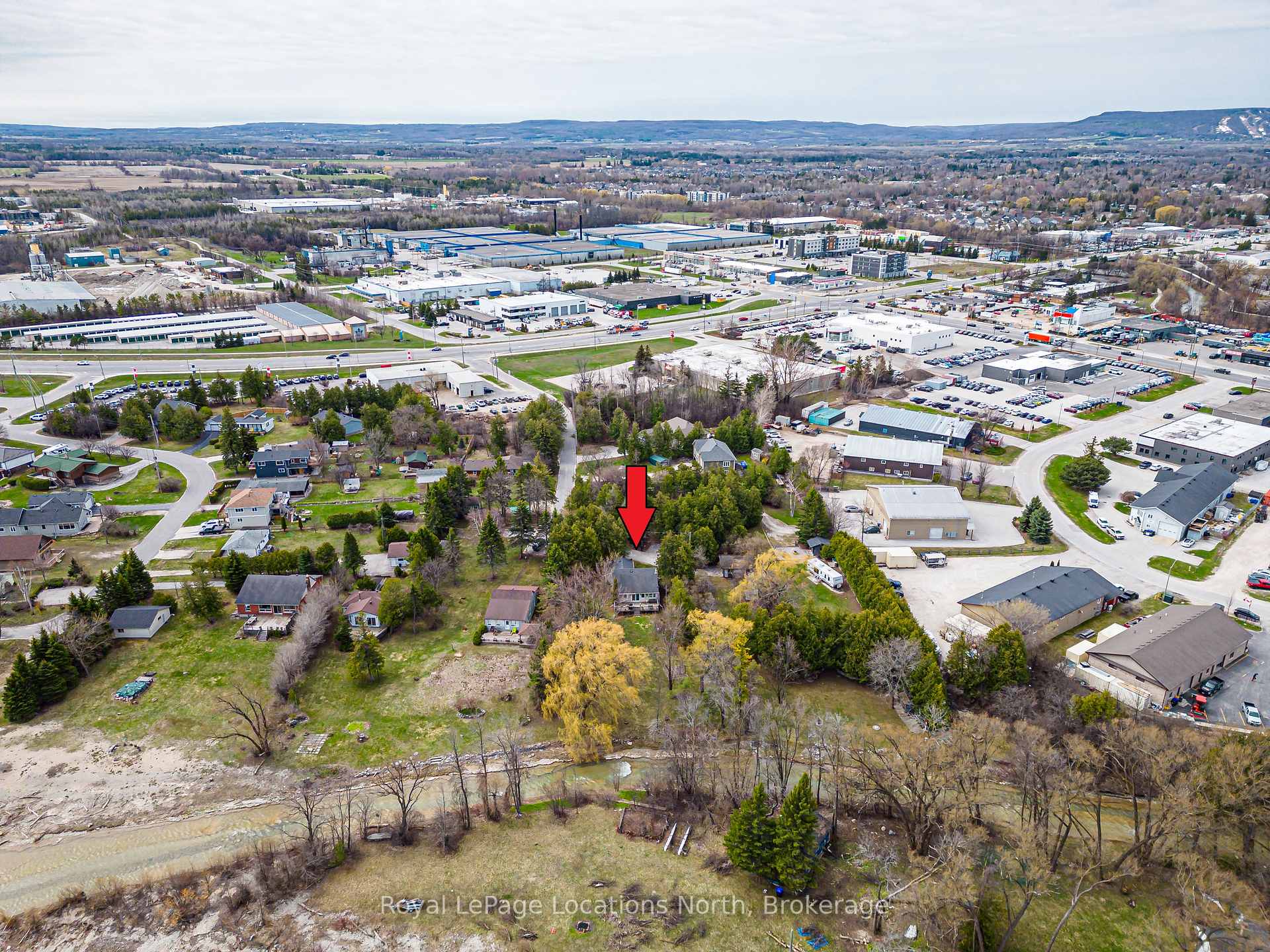 Photo 35 of 21 Eva Crescent, Collingwood — HOMEH