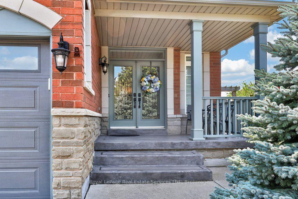 Photo 2 of 2070 Willhaven Trail, Oakville, Westmount — HOMEH