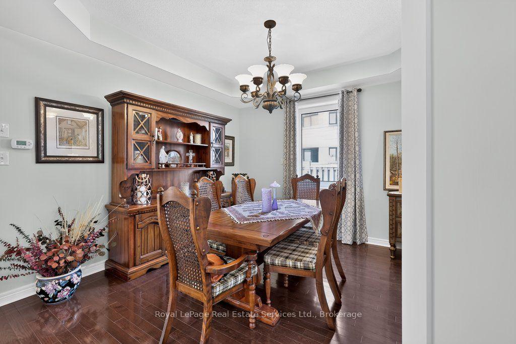 Photo 7 of 2070 Willhaven Trail, Oakville, Westmount — HOMEH