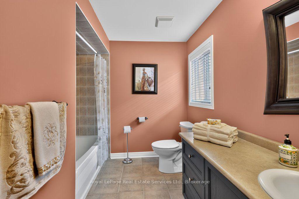 Photo 21 of 2070 Willhaven Trail, Oakville, Westmount — HOMEH