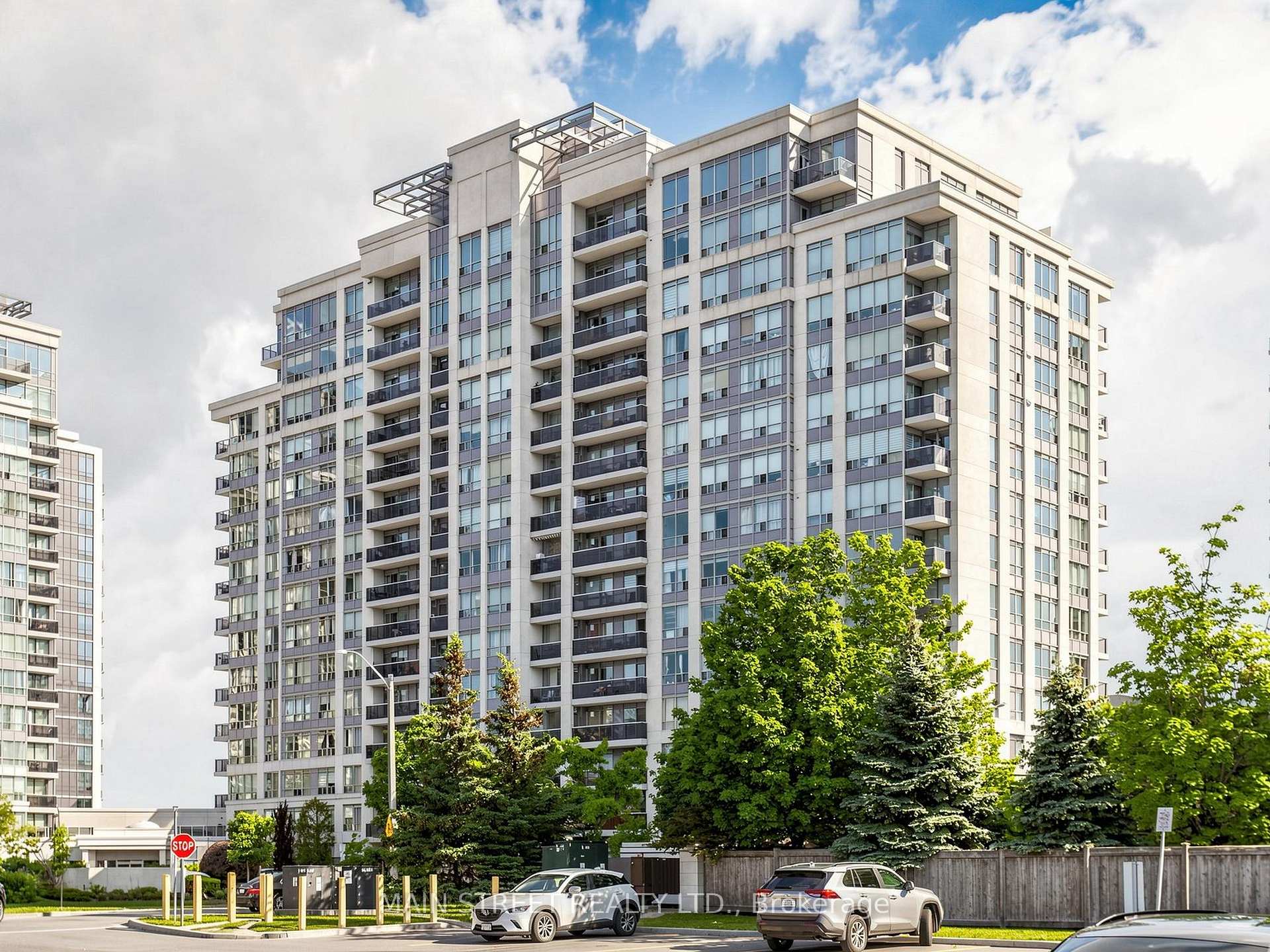 Photo 1 of Unit LPH6, 50 Disera Drive, Vaughan, Beverley Glen — HOMEH