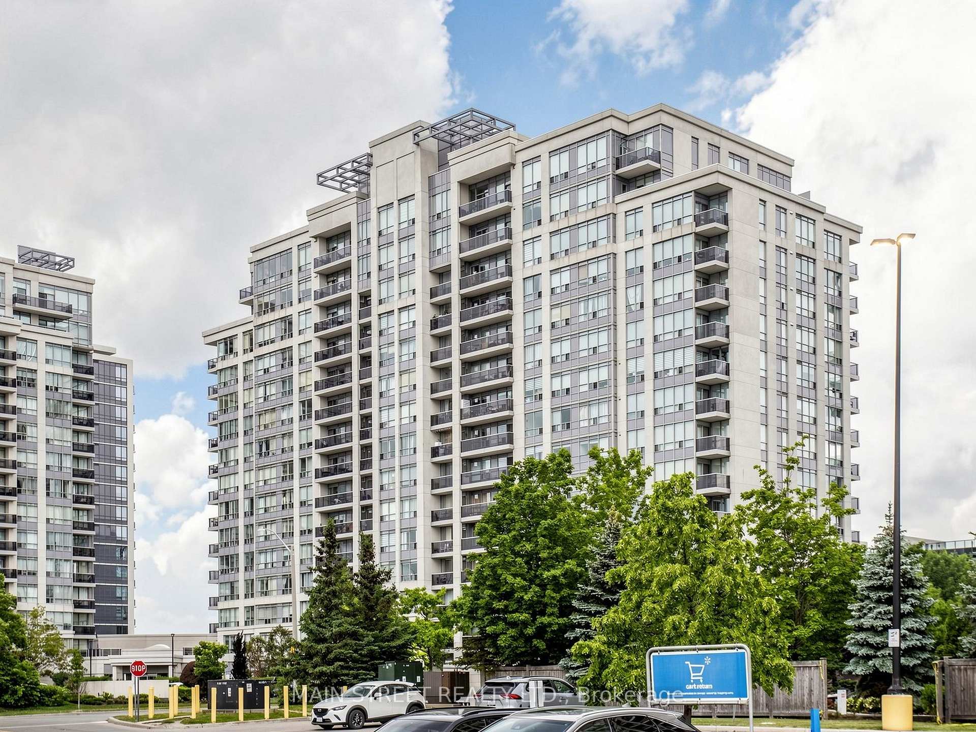 Photo 2 of Unit LPH6, 50 Disera Drive, Vaughan, Beverley Glen — HOMEH