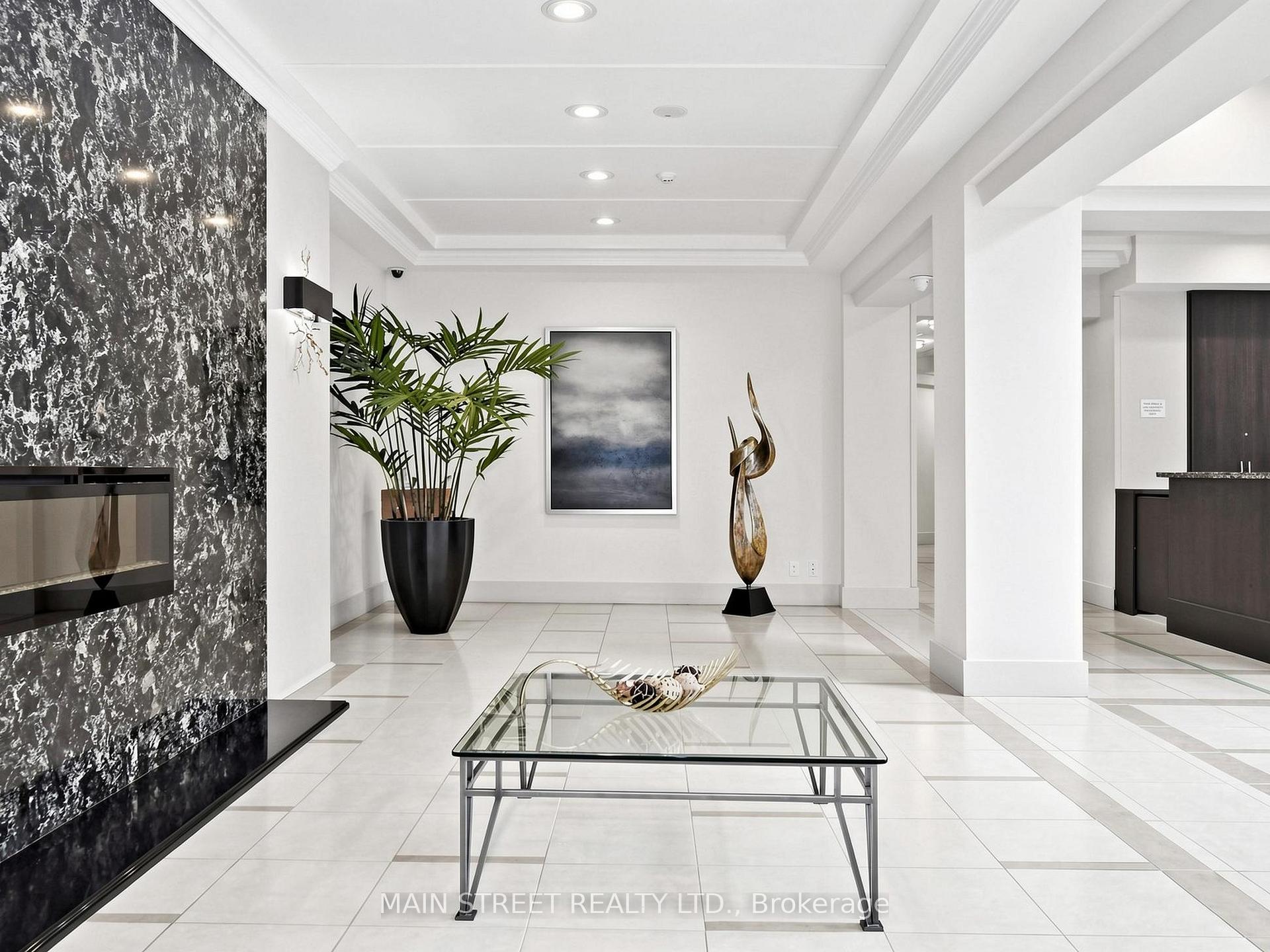 Photo 6 of Unit LPH6, 50 Disera Drive, Vaughan, Beverley Glen — HOMEH