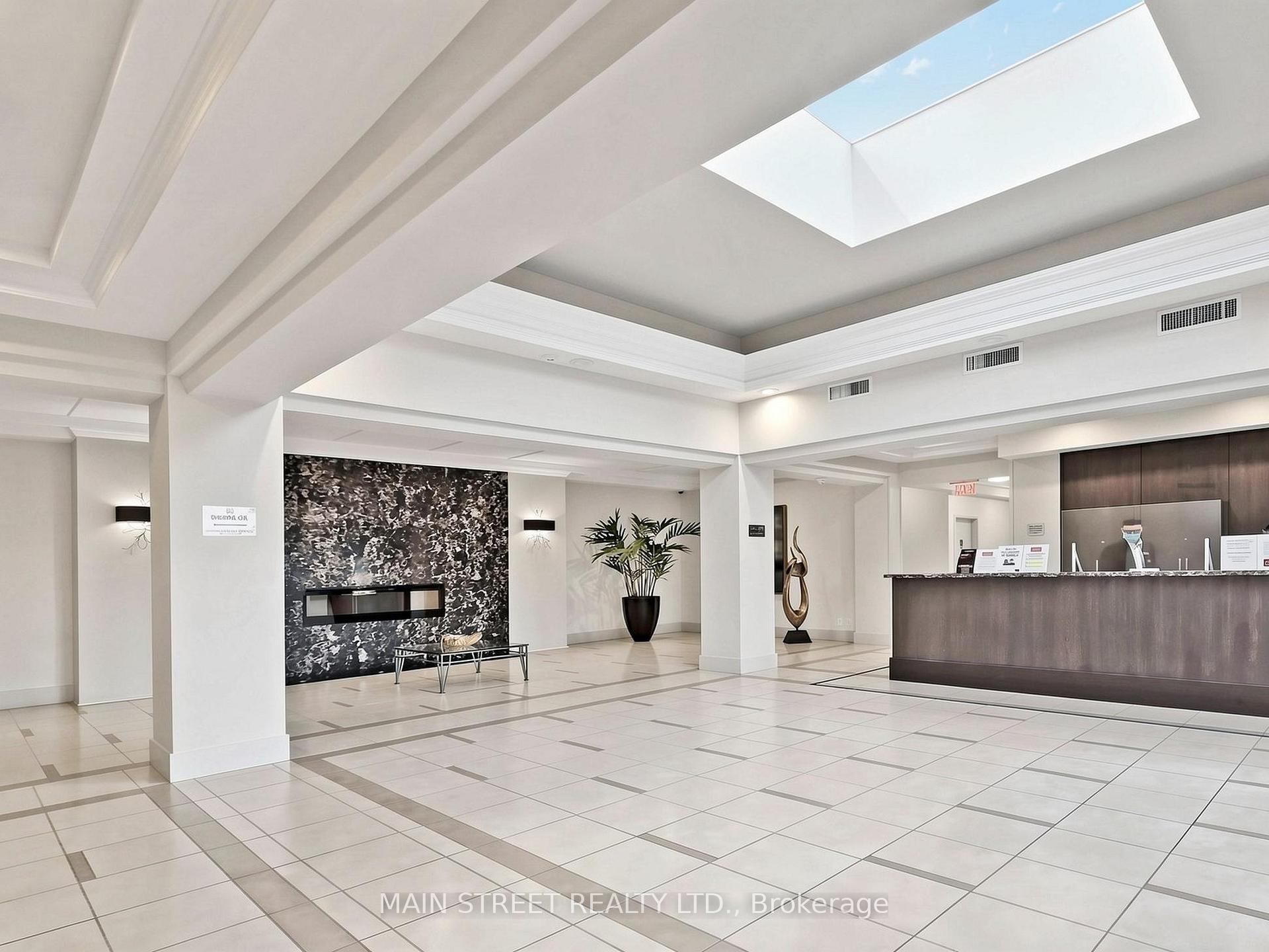 Photo 7 of Unit LPH6, 50 Disera Drive, Vaughan, Beverley Glen — HOMEH