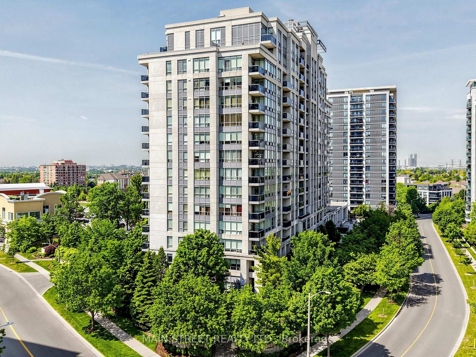 Photo 12 of Unit LPH6, 50 Disera Drive, Vaughan, Beverley Glen — HOMEH