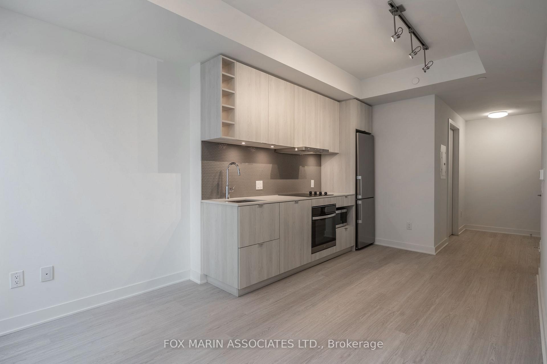 Photo 7 of Unit 908, 11 Yorkville Avenue, Toronto, The Annex — HOMEH