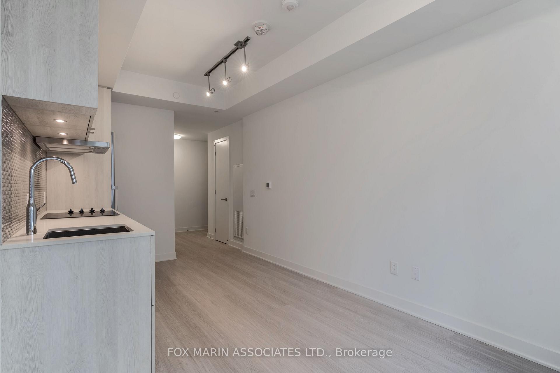 Photo 10 of Unit 908, 11 Yorkville Avenue, Toronto, The Annex — HOMEH