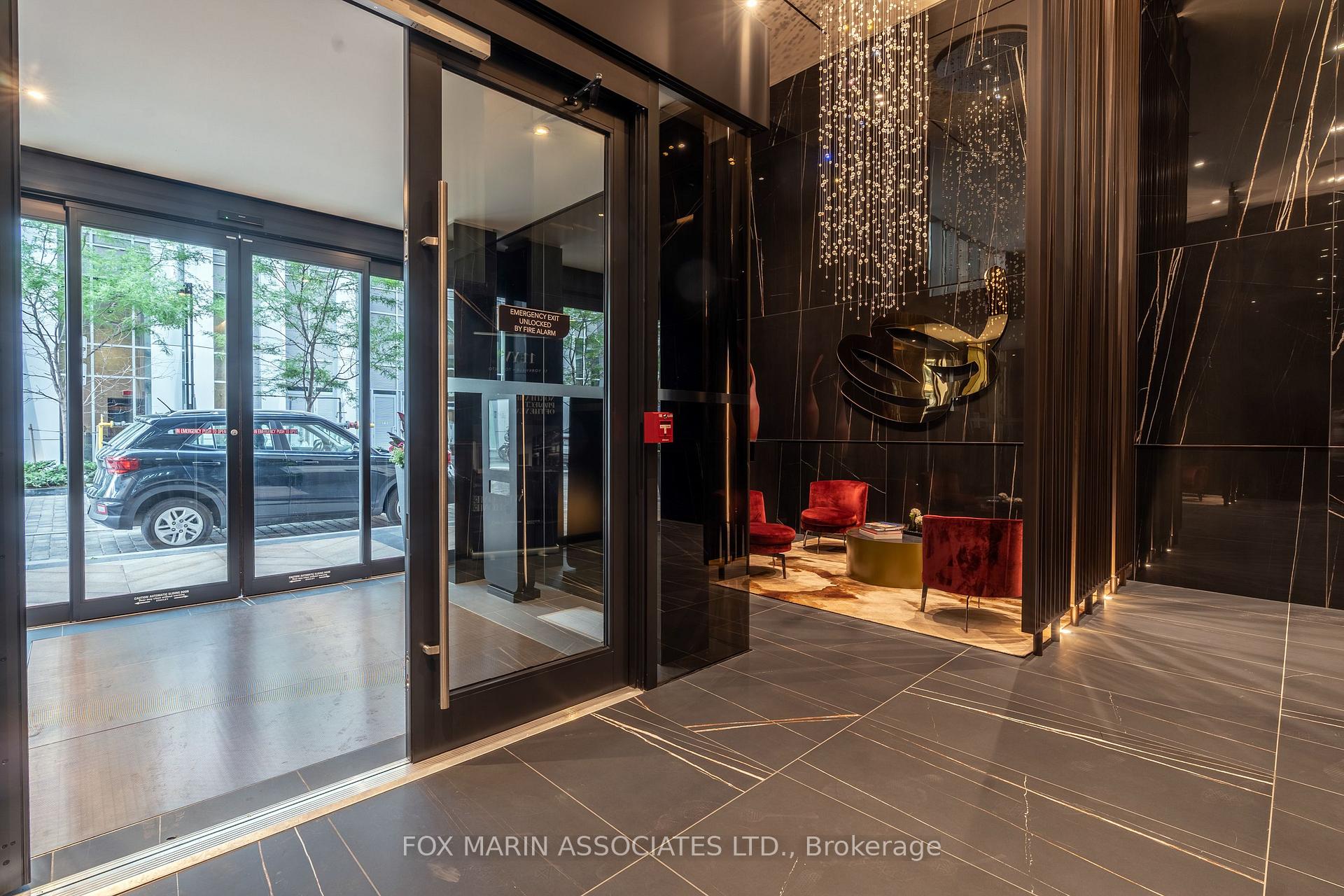Photo 23 of Unit 908, 11 Yorkville Avenue, Toronto, The Annex — HOMEH