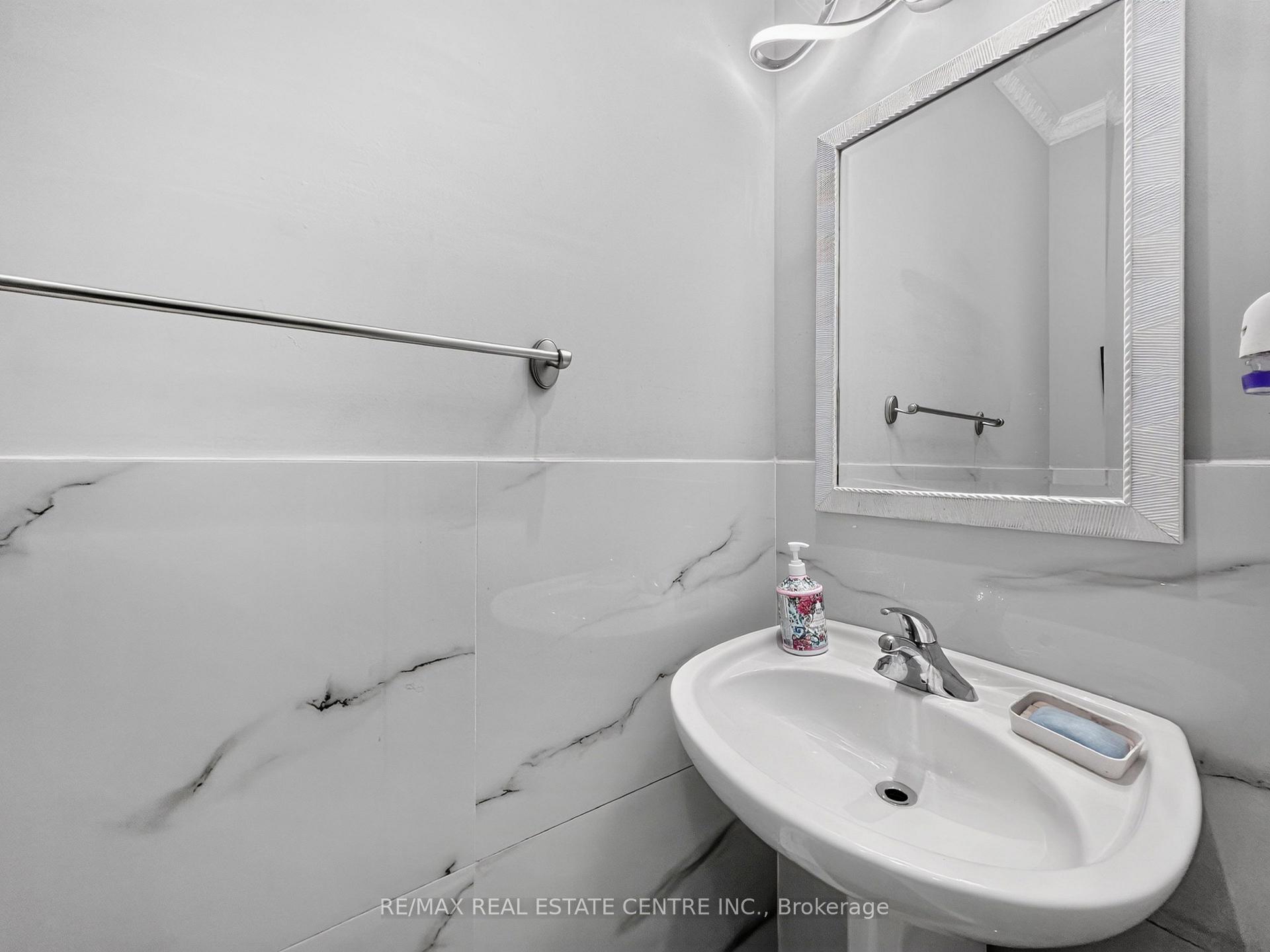 Photo 18 of 266 Fennamore Terrace, Milton, Harrison — HOMEH